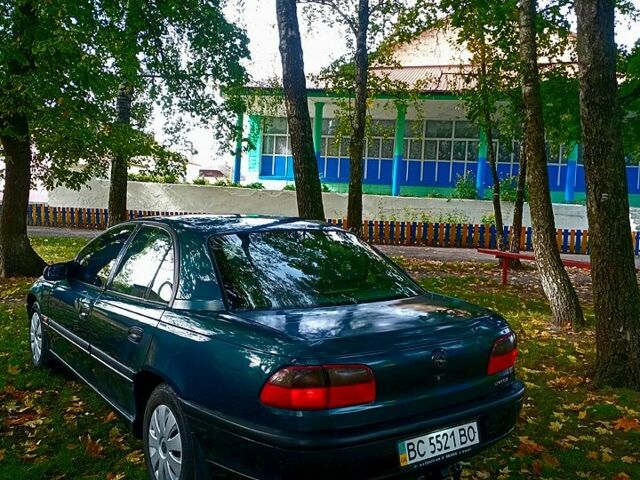 Зеленый Опель Омега, объемом двигателя 2 л и пробегом 454 тыс. км за 1777 $, фото 1 на Automoto.ua