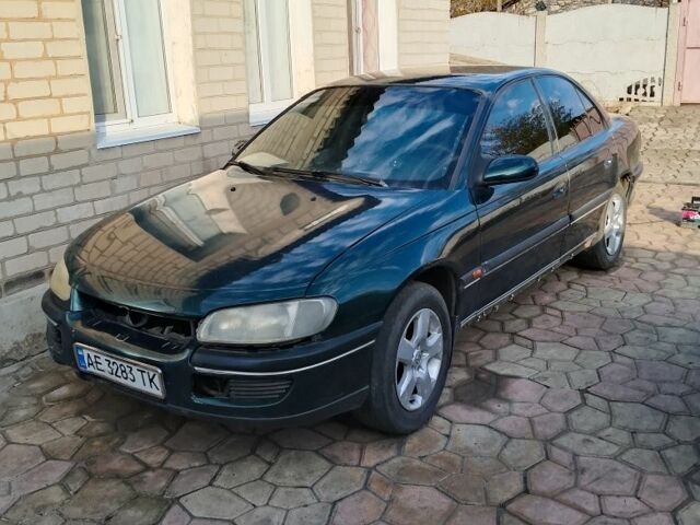 Зеленый Опель Омега, объемом двигателя 2 л и пробегом 3 тыс. км за 955 $, фото 1 на Automoto.ua