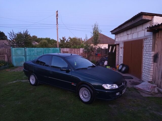 Зеленый Опель Омега, объемом двигателя 2 л и пробегом 1 тыс. км за 1200 $, фото 1 на Automoto.ua