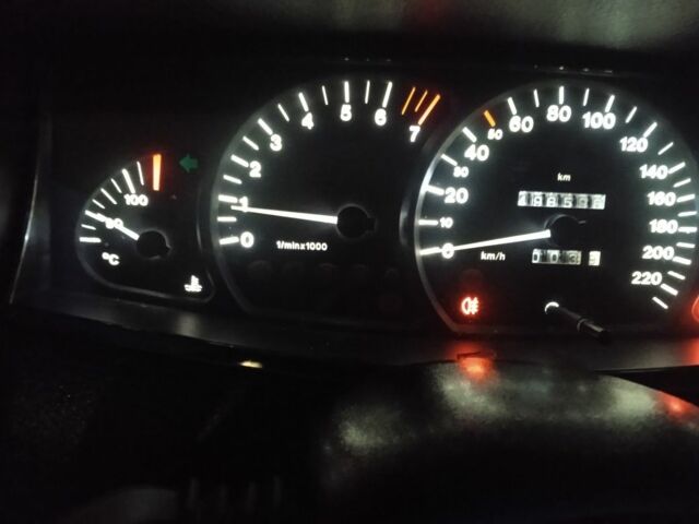 Зелений Опель Омега, об'ємом двигуна 2 л та пробігом 498 тис. км за 2500 $, фото 1 на Automoto.ua