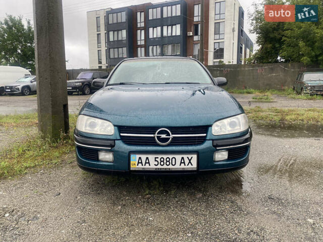 Зеленый Опель Омега, объемом двигателя 2 л и пробегом 298 тыс. км за 3200 $, фото 1 на Automoto.ua
