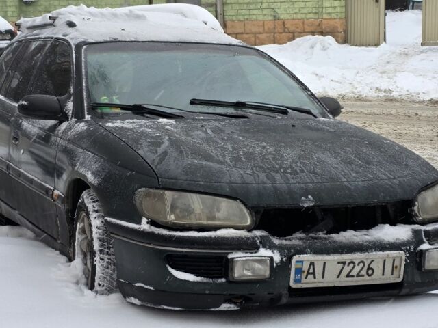 Зеленый Опель Омега, объемом двигателя 2 л и пробегом 288 тыс. км за 1300 $, фото 1 на Automoto.ua