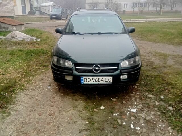 Зеленый Опель Омега, объемом двигателя 2 л и пробегом 402 тыс. км за 2550 $, фото 1 на Automoto.ua