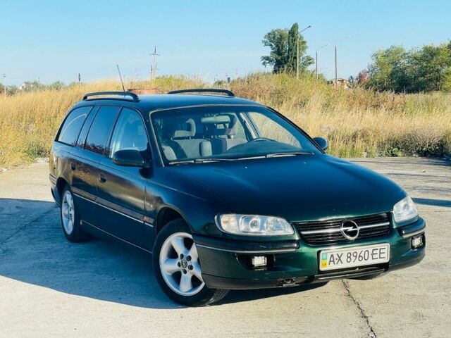 Зеленый Опель Омега, объемом двигателя 0 л и пробегом 350 тыс. км за 1758 $, фото 1 на Automoto.ua