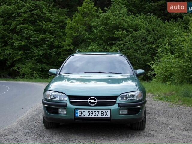 Зеленый Опель Омега, объемом двигателя 2 л и пробегом 355 тыс. км за 2800 $, фото 1 на Automoto.ua