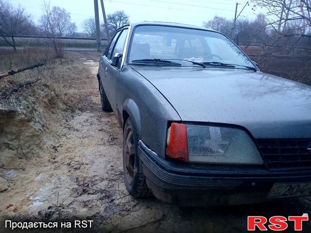Опель Рекорд, объемом двигателя 20 л и пробегом 0 тыс. км за 930 $, фото 1 на Automoto.ua