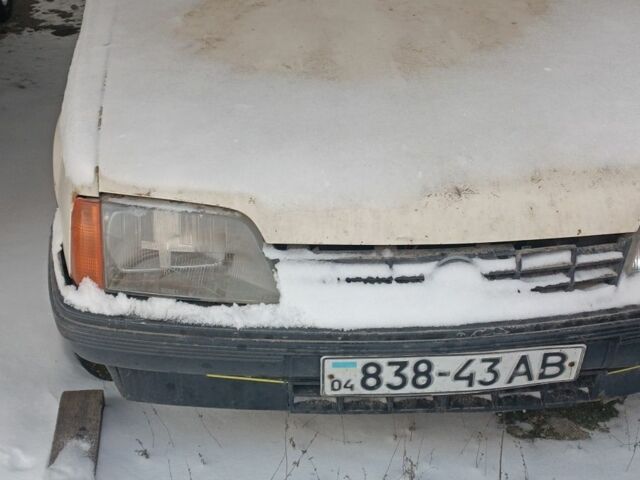Білий Опель Рекорд, об'ємом двигуна 1 л та пробігом 2 тис. км за 419 $, фото 1 на Automoto.ua