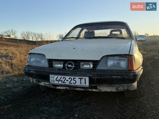 Бежевий Опель Рекорд, об'ємом двигуна 2 л та пробігом 200 тис. км за 350 $, фото 1 на Automoto.ua