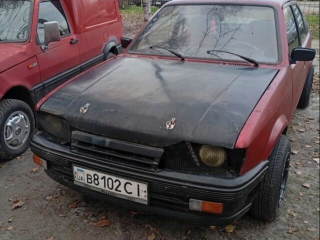 Чорний Опель Рекорд, об'ємом двигуна 1.3 л та пробігом 111 тис. км за 593 $, фото 1 на Automoto.ua