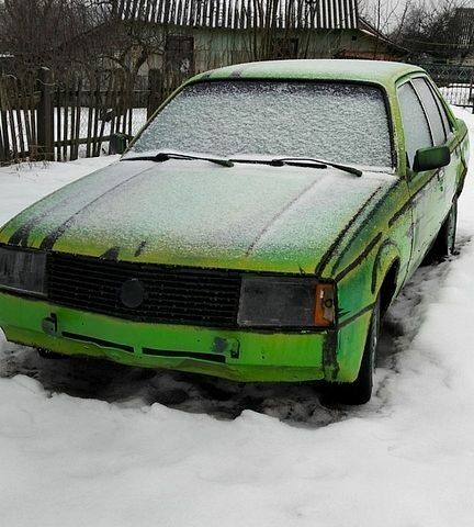 Коричневий Опель Рекорд, об'ємом двигуна 2 л та пробігом 666 тис. км за 370 $, фото 1 на Automoto.ua