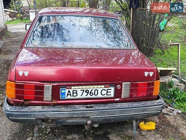 Красный Опель Рекорд, объемом двигателя 1.98 л и пробегом 160 тыс. км за 350 $, фото 1 на Automoto.ua