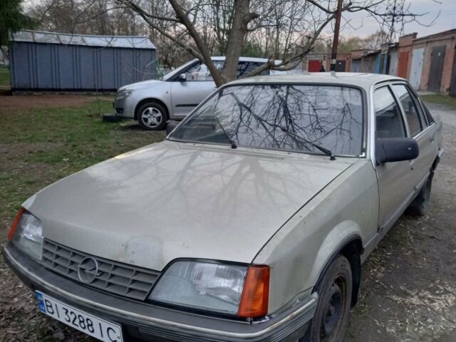Сірий Опель Рекорд, об'ємом двигуна 1.8 л та пробігом 1 тис. км за 370 $, фото 1 на Automoto.ua