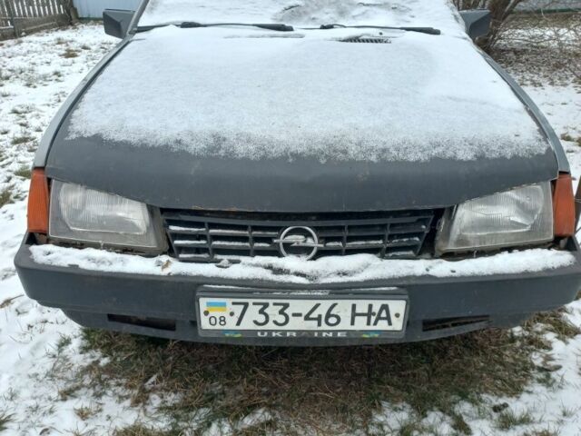 Сірий Опель Рекорд, об'ємом двигуна 0 л та пробігом 1 тис. км за 226 $, фото 1 на Automoto.ua