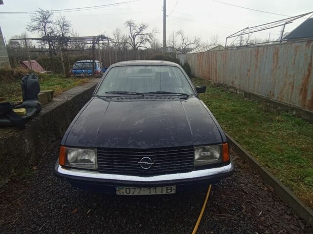 Синій Опель Рекорд, об'ємом двигуна 2 л та пробігом 72 тис. км за 639 $, фото 1 на Automoto.ua