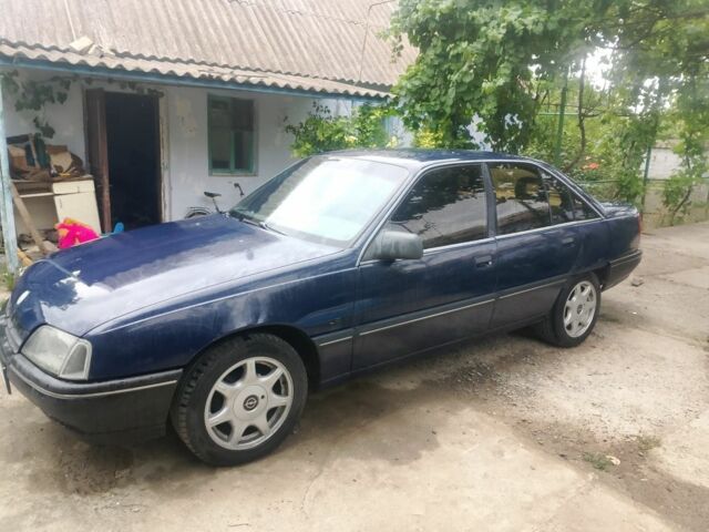 Синій Опель Рекорд, об'ємом двигуна 2 л та пробігом 285 тис. км за 1700 $, фото 1 на Automoto.ua