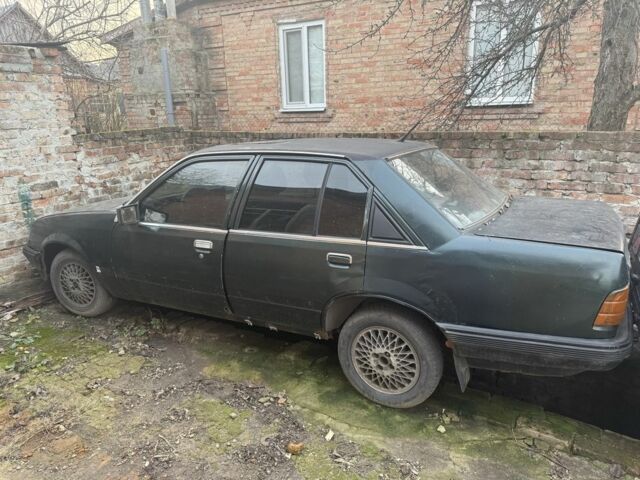 Зеленый Опель Рекорд, объемом двигателя 1.8 л и пробегом 160 тыс. км за 1100 $, фото 1 на Automoto.ua