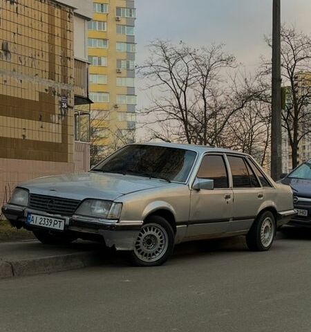 Серый Опель Сенатор, объемом двигателя 2.2 л и пробегом 15 тыс. км за 900 $, фото 1 на Automoto.ua