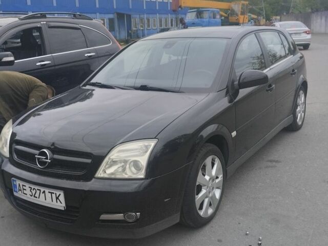 Чорний Опель Сігнум, об'ємом двигуна 2.2 л та пробігом 190 тис. км за 3500 $, фото 1 на Automoto.ua