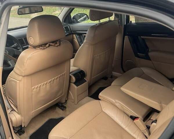 Черный Опель Сигнум, объемом двигателя 3 л и пробегом 230 тыс. км за 4500 $, фото 1 на Automoto.ua