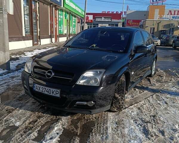 Черный Опель Сигнум, объемом двигателя 2.17 л и пробегом 265 тыс. км за 3800 $, фото 1 на Automoto.ua