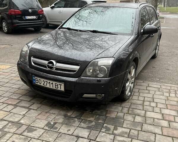 Черный Опель Сигнум, объемом двигателя 1.91 л и пробегом 300 тыс. км за 3800 $, фото 1 на Automoto.ua
