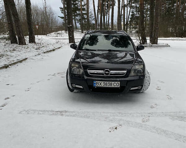 Черный Опель Сигнум, объемом двигателя 1.9 л и пробегом 280 тыс. км за 5500 $, фото 1 на Automoto.ua