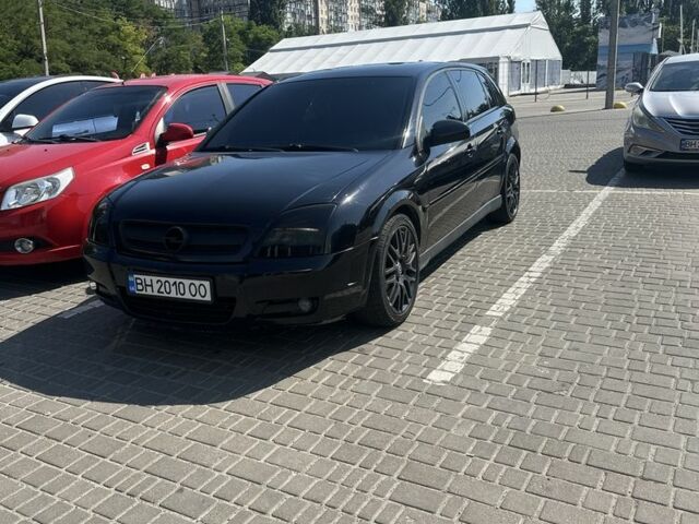 Чорний Опель Сігнум, об'ємом двигуна 1.9 л та пробігом 360 тис. км за 5300 $, фото 1 на Automoto.ua
