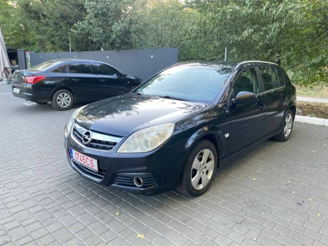 Черный Опель Сигнум, объемом двигателя 1.9 л и пробегом 180 тыс. км за 2100 $, фото 1 на Automoto.ua