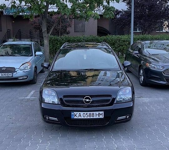 Опель Сигнум, объемом двигателя 2.2 л и пробегом 291 тыс. км за 2800 $, фото 1 на Automoto.ua
