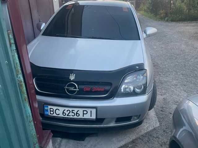 Серый Опель Сигнум, объемом двигателя 2.2 л и пробегом 1000 тыс. км за 2400 $, фото 1 на Automoto.ua