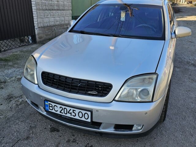 Серый Опель Сигнум, объемом двигателя 3 л и пробегом 390 тыс. км за 3500 $, фото 1 на Automoto.ua