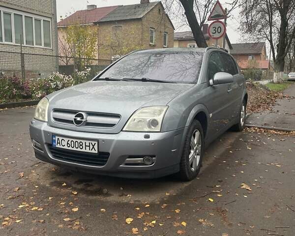 Сірий Опель Сігнум, об'ємом двигуна 2.2 л та пробігом 290 тис. км за 4200 $, фото 1 на Automoto.ua