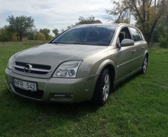 Сірий Опель Сігнум, об'ємом двигуна 2.2 л та пробігом 101 тис. км за 3300 $, фото 1 на Automoto.ua