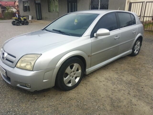 Сірий Опель Сігнум, об'ємом двигуна 2.2 л та пробігом 330 тис. км за 2900 $, фото 1 на Automoto.ua