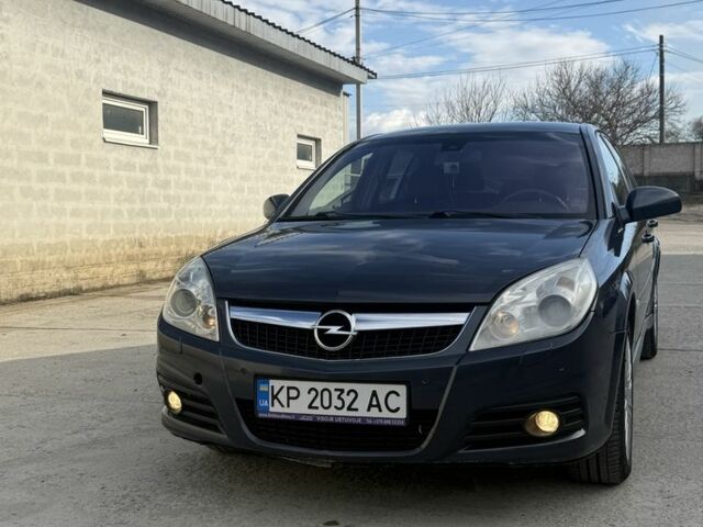 Синий Опель Сигнум, объемом двигателя 3 л и пробегом 247 тыс. км за 5500 $, фото 1 на Automoto.ua