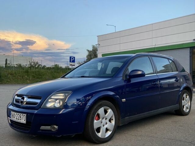 Синий Опель Сигнум, объемом двигателя 0 л и пробегом 250 тыс. км за 1900 $, фото 1 на Automoto.ua