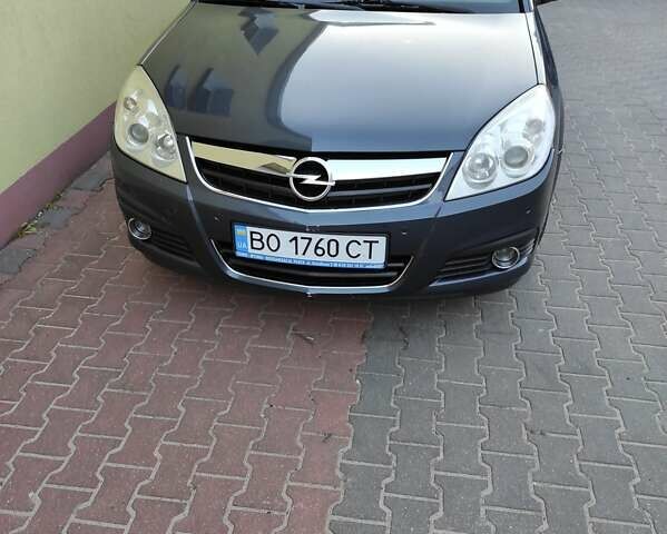 Синий Опель Сигнум, объемом двигателя 1.9 л и пробегом 215 тыс. км за 7800 $, фото 1 на Automoto.ua