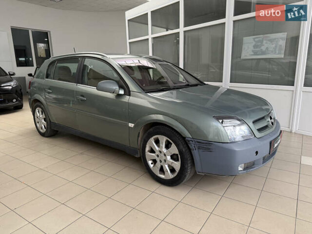 Зеленый Опель Сигнум, объемом двигателя 2.96 л и пробегом 295 тыс. км за 2999 $, фото 1 на Automoto.ua