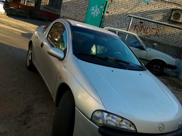 Опель Тигра, объемом двигателя 1.4 л и пробегом 177 тыс. км за 1900 $, фото 1 на Automoto.ua