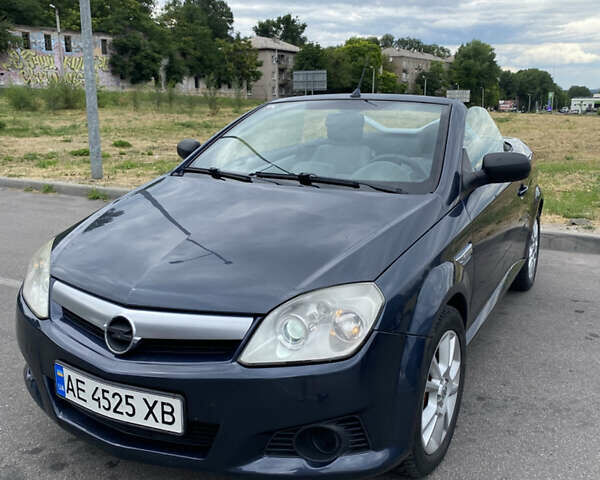 Опель Тігра, об'ємом двигуна 1.4 л та пробігом 130 тис. км за 3999 $, фото 1 на Automoto.ua