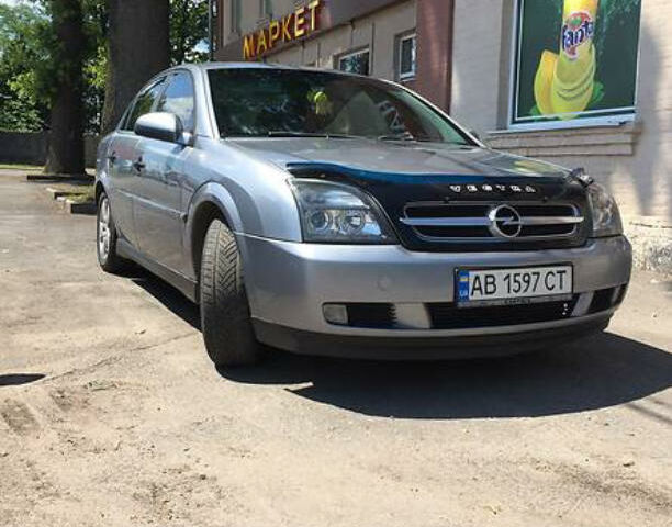 Серый Опель Вектра С, объемом двигателя 2.2 л и пробегом 250 тыс. км за 5300 $, фото 1 на Automoto.ua