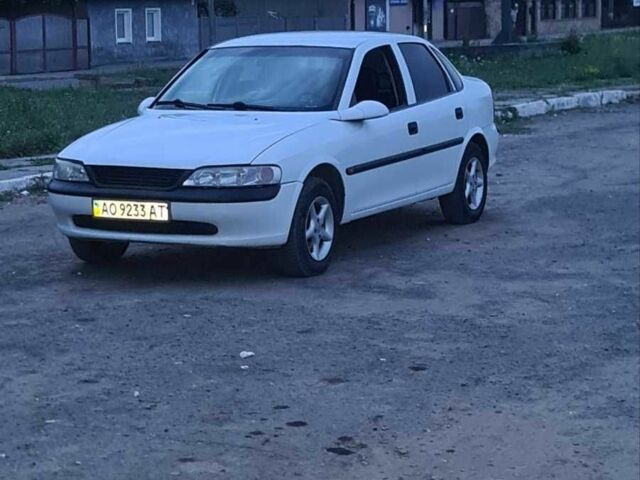 Белый Опель Вектра, объемом двигателя 0 л и пробегом 2 тыс. км за 2200 $, фото 1 на Automoto.ua