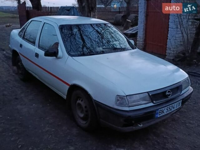 Белый Опель Вектра, объемом двигателя 2 л и пробегом 225 тыс. км за 1500 $, фото 1 на Automoto.ua