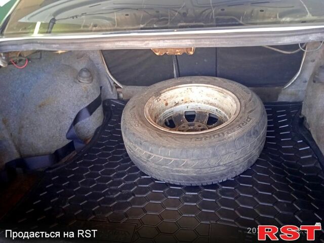 Белый Опель Вектра, объемом двигателя 1.6 л и пробегом 403 тыс. км за 1800 $, фото 1 на Automoto.ua