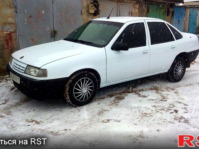 Белый Опель Вектра, объемом двигателя 1.4 л и пробегом 160 тыс. км за 1450 $, фото 1 на Automoto.ua