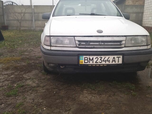 Білий Опель Вектра, об'ємом двигуна 1.6 л та пробігом 1000 тис. км за 1017 $, фото 1 на Automoto.ua