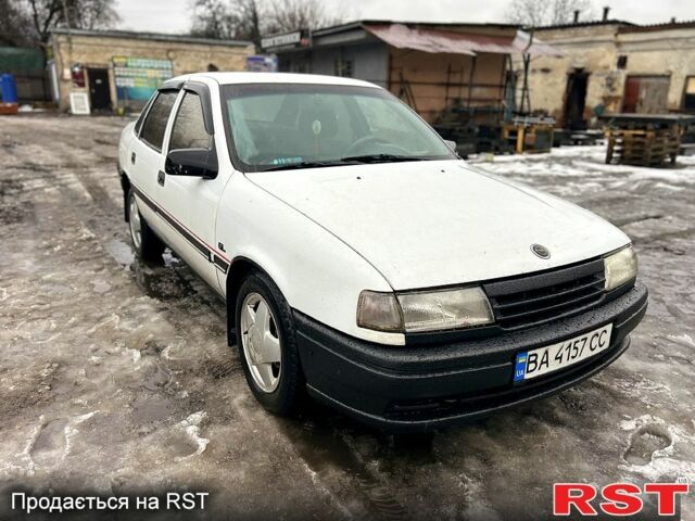 Білий Опель Вектра, об'ємом двигуна 1.6 л та пробігом 200 тис. км за 1200 $, фото 1 на Automoto.ua