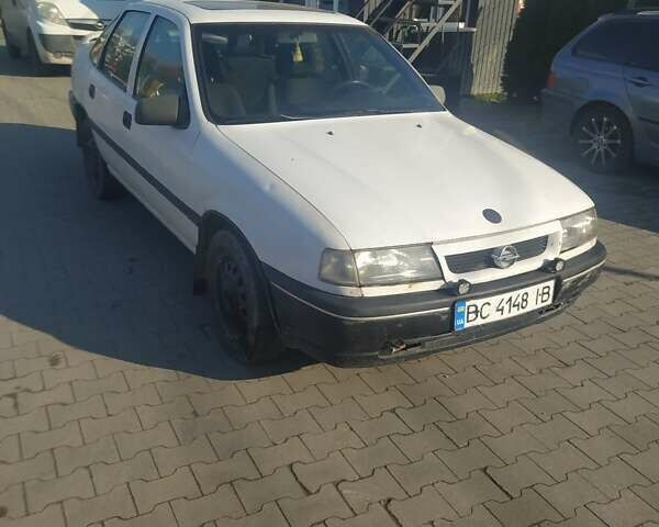 Белый Опель Вектра, объемом двигателя 2.02 л и пробегом 500 тыс. км за 1500 $, фото 1 на Automoto.ua