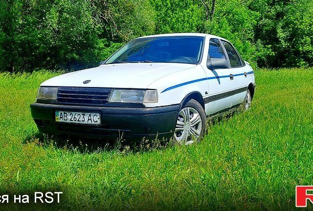 Белый Опель Вектра, объемом двигателя 1.6 л и пробегом 420 тыс. км за 1300 $, фото 1 на Automoto.ua