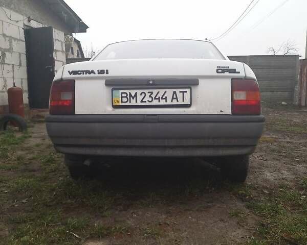Білий Опель Вектра, об'ємом двигуна 1.6 л та пробігом 1000 тис. км за 1017 $, фото 1 на Automoto.ua